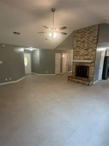 501 Cindyrella Drive Highlands TX 77562