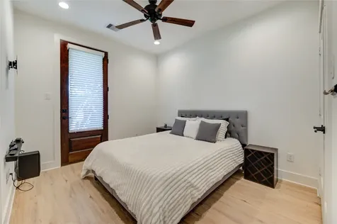 2534 Terry Street Houston TX 77009