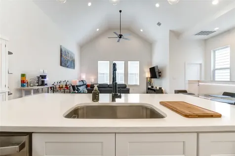 2534 Terry Street Houston TX 77009