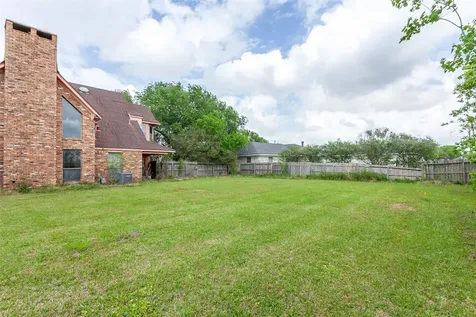 2330 Lavender Street Port Arthur TX 77640