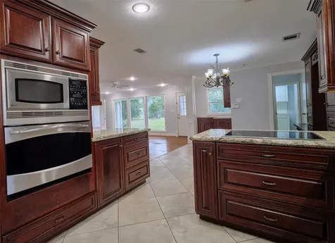 13127 Paradise Valley Drive Houston TX 77069