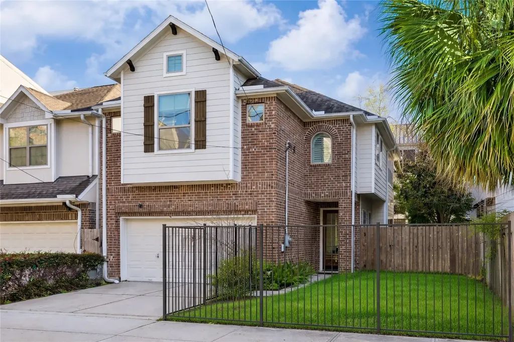 5213 Rose Street Houston TX 77007