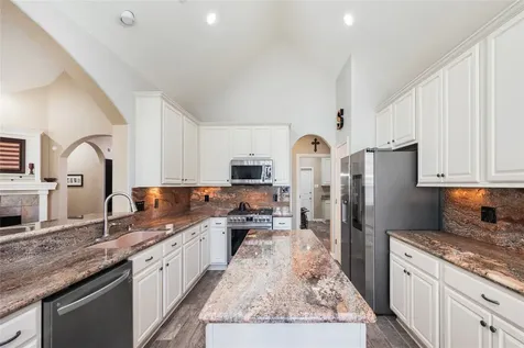 7107 Nickaburr Creek Drive Magnolia TX 77354