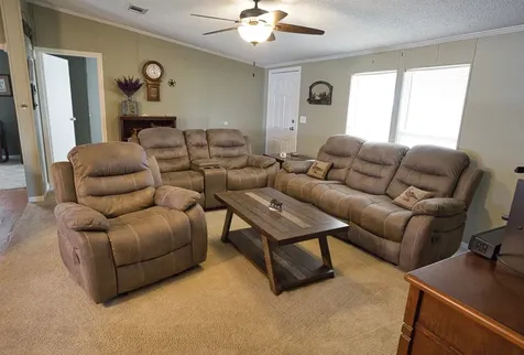 5582 County Road 469 Brazoria TX 77422