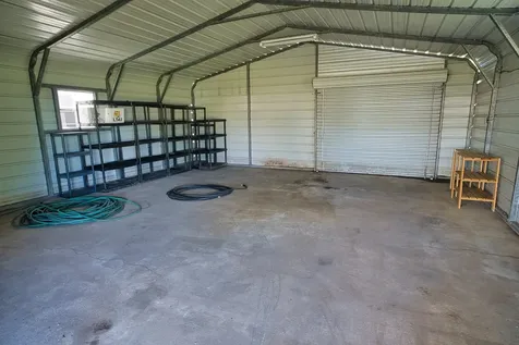 5582 County Road 469 Brazoria TX 77422