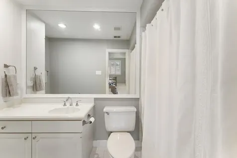 1260 Fountain View Drive 171 Houston TX 77057