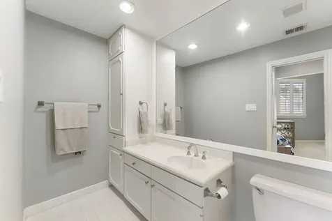 1260 Fountain View Drive 171 Houston TX 77057