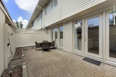 1260 Fountain View Drive 171 Houston TX 77057
