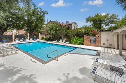 1260 Fountain View Drive 171 Houston TX 77057