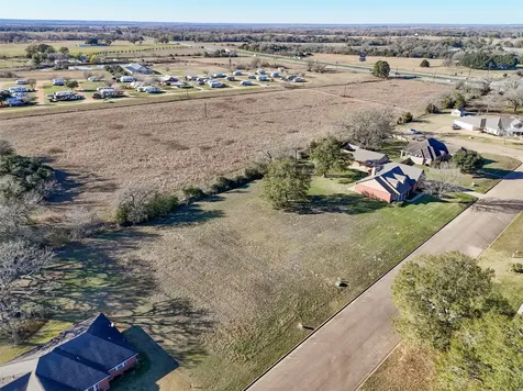 135 Lawrence Marshall Drive Hempstead TX 77445