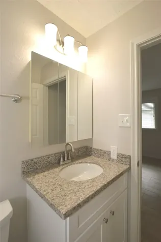 703 Flower Field Court Pearland TX 77584
