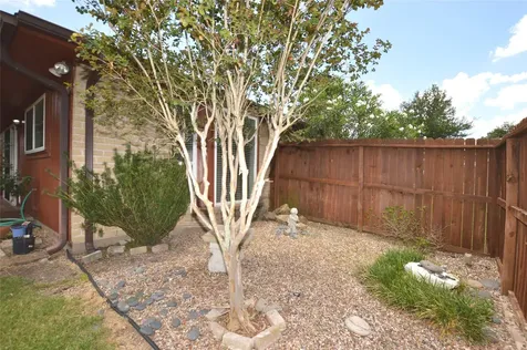 703 Flower Field Court Pearland TX 77584
