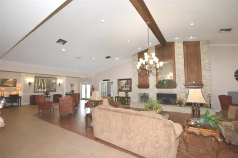 703 Flower Field Court Pearland TX 77584