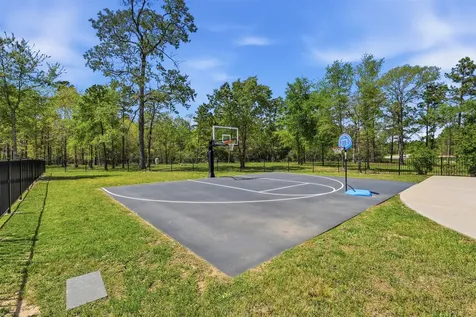 7605 Trinity Pines Drive Montgomery TX 77316