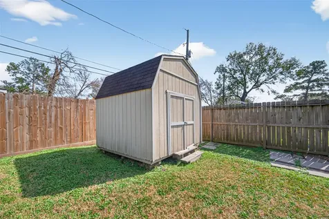 2010 Spillers Lane Houston TX 77043