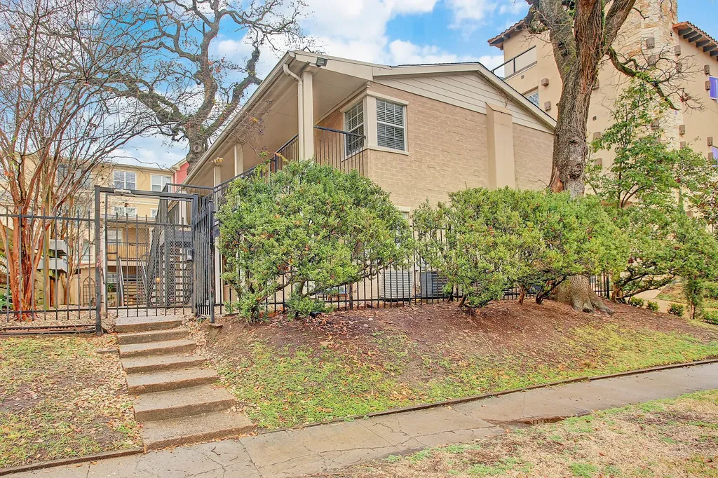 802 Stanford Street 4 Houston TX 77019