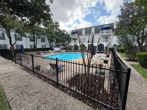 2601 Bellefontaine Street A101 Houston TX 77025