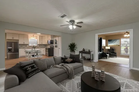 2834 Pansy Street Pasadena TX 77503