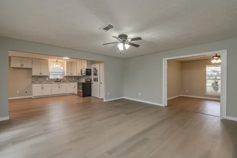 2834 Pansy Street Pasadena TX 77503
