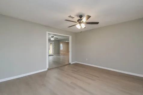 2834 Pansy Street Pasadena TX 77503