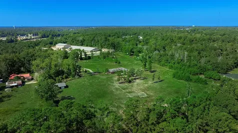 7185 State Highway 75 S Huntsville TX 77340
