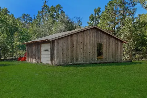 7185 State Highway 75 S Huntsville TX 77340
