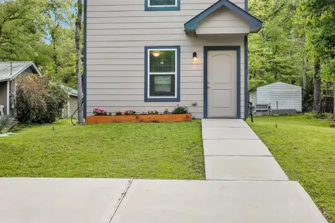 15134 Austin Road Willis TX 77378