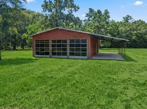 160 County Road 6498 Dayton TX 77535