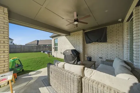 5022 Matador Lane Iowa Colony TX 77583