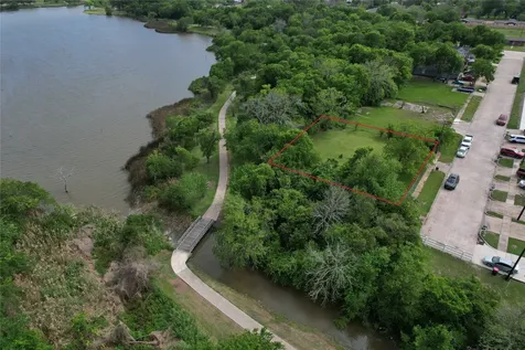 206 Avenue L Baytown TX 77520