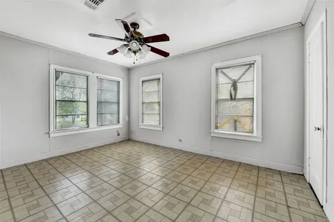 2104 New Jersey Street Baytown TX 77520