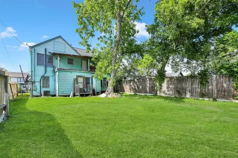 2104 New Jersey Street Baytown TX 77520