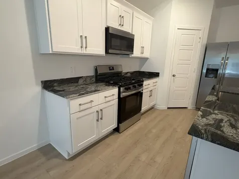 523 Robin Street Angleton TX 77515