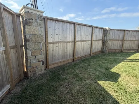 523 Robin Street Angleton TX 77515