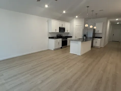 523 Robin Street Angleton TX 77515