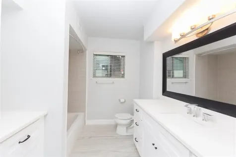 5226 Loch Lomond Drive Houston TX 77096