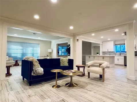 5226 Loch Lomond Drive Houston TX 77096