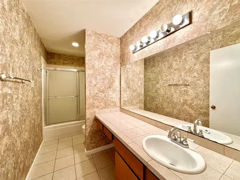 10211 Sugar Branch Drive 436 Houston TX 77036