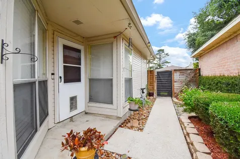 7802 Greenedge Drive Houston TX 77040