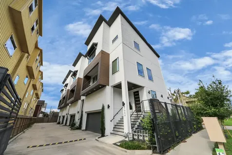 1044 W 17th Street Houston TX 77008