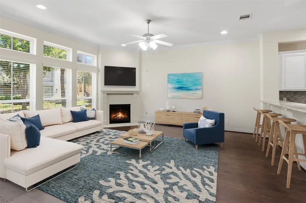 24 Tassia Lane Houston TX 77058