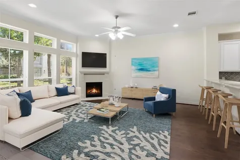 24 Tassia Lane Houston TX 77058