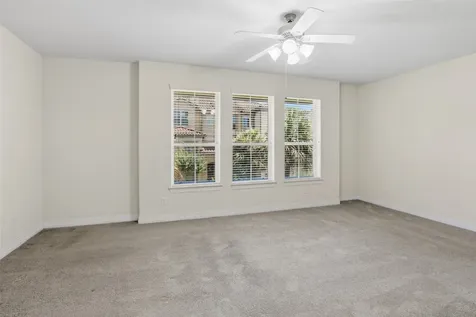 24 Tassia Lane Houston TX 77058