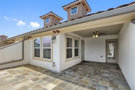 24 Tassia Lane Houston TX 77058
