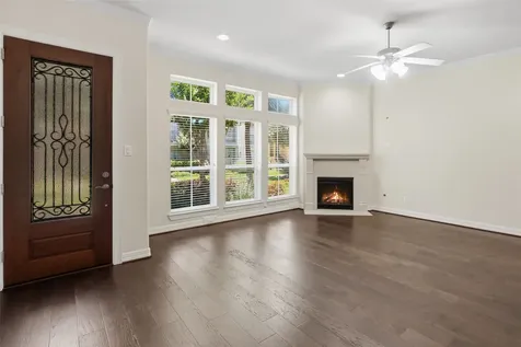 24 Tassia Lane Houston TX 77058