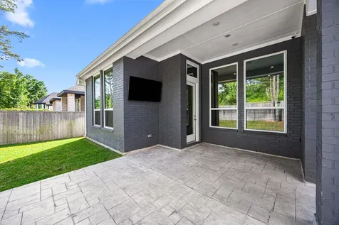 146 Sugar Pine Court Montgomery TX 77316