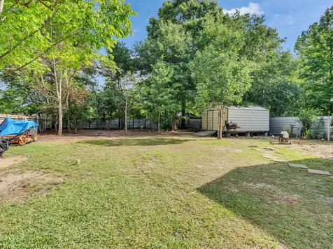 275 County Road 3417 Cleveland TX 77327