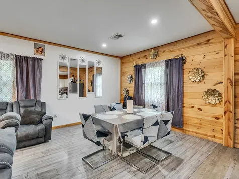 275 County Road 3417 Cleveland TX 77327