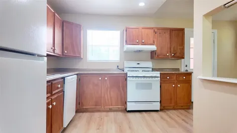 1221 Bayou Shore Drive Galveston TX 77551