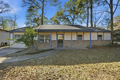 307 Jill Street Conroe TX 77303